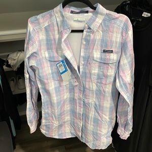 NWT Columbia button up.